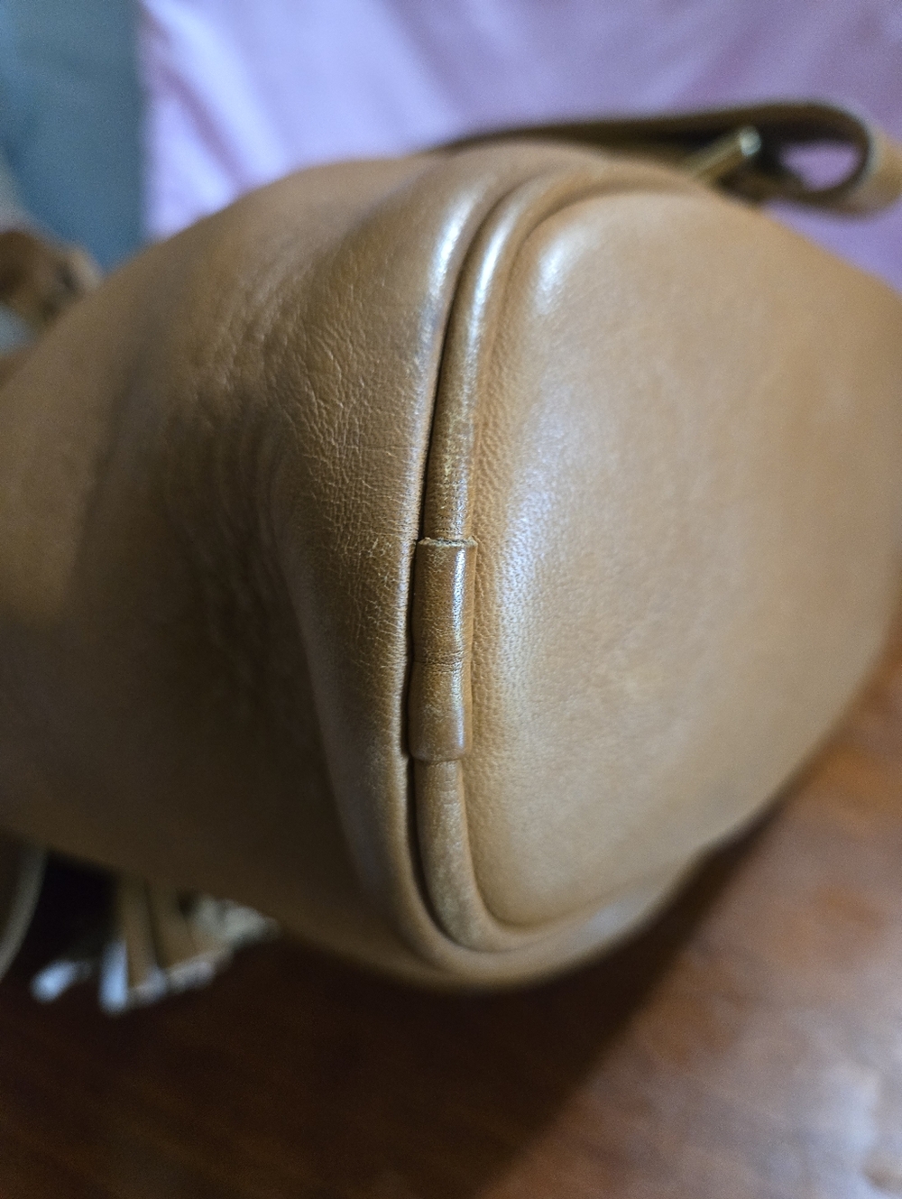 Dooney & Bourke VINTAGE Brown Leather Tassel Drawstring Bucket Bag EUC - Picture 12 of 15